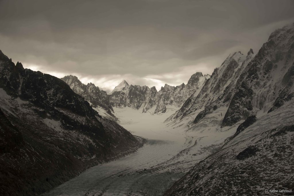 Vol au dessus d'un glacier